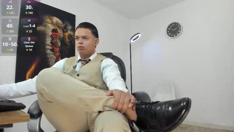 nino_bonnucci online show from October 2025 11:40:01 AM