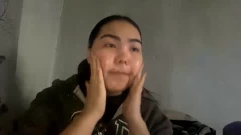 Snapshot of nitadecember chatting on December 2025 10:11:01 AM Molly online show from December 2025 10:11:01 AM