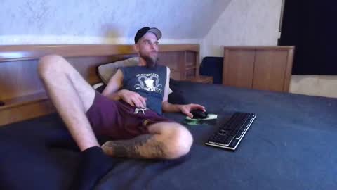 Snapshot of nixan85 chatting on September 2025 09:17:02 PM nixan85 online show from September 2025 09:17:02 PM