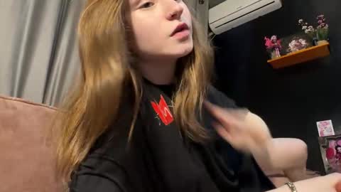 Tears Lora online show from March 2026 08:47:01 PM