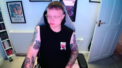 Snapshot of nlrb93 chatting on September 2025 06:30:01 PM BNate93 online show from September 2025 06:30:01 PM