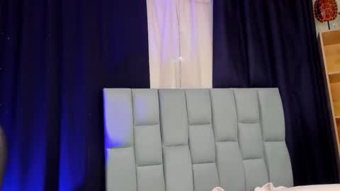 Noah  online show from October 2025 03:23:02 AM