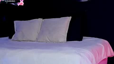 Snapshot of noah25_ chatting on July 2026 03:24:02 AM Noah online show from July 2026 03:24:02 AM