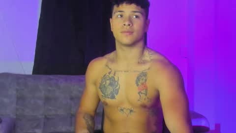 noah_223 online show from November 2025 12:54:02 AM