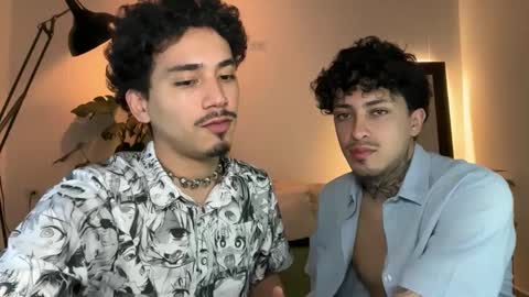 noah_and_steven online show from May 2026 04:02:02 PM