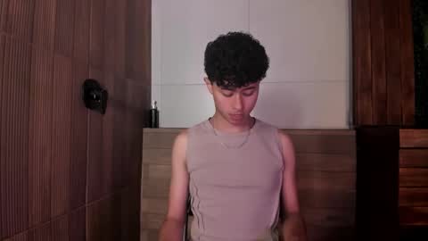 noah_dupont_ online show from November 2025 12:19:02 PM