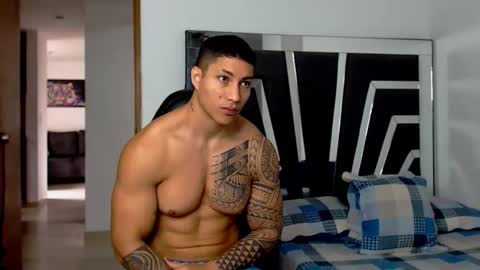 Noah Harris01 online show from June 2026 01:44:01 PM