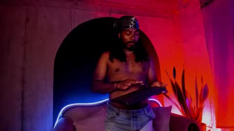 Noah online show from December 2024 05:20:02 AM