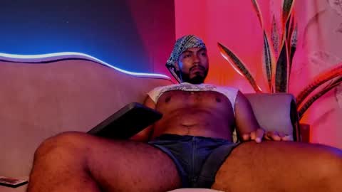 Noah online show from February 2025 02:03:02 AM