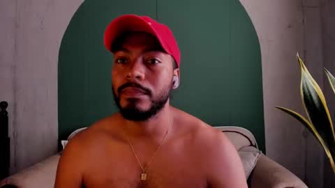 Noah online show from February 2025 09:00:01 PM