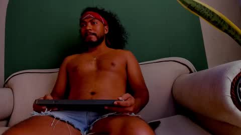 Noah online show from March 2025 07:20:02 PM