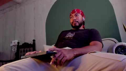 Noah online show from September 2025 06:52:01 PM