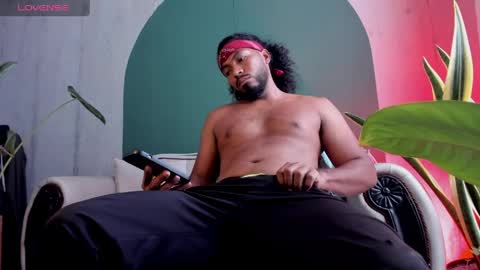 Noah online show from April 2026 06:43:01 PM