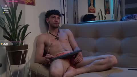 Noah Oliveira online show from May 2026 11:45:01 PM