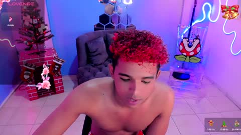 noah_smith04 online show from December 2024 06:16:02 PM