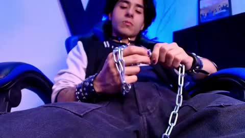 noah_starks online show from May 2026 03:36:01 AM