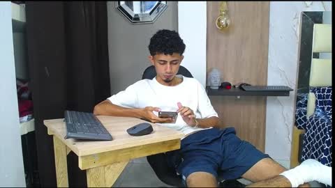 NOAH online show from October 2025 08:42:01 PM