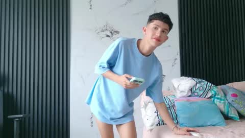 noah tyler  online show from February 2026 07:24:02 PM