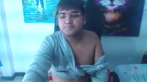 Snapshot of noahdeepthroatt chatting on March 2026 07:04:02 AM noahdeepthroatt online show from March 2026 07:04:02 AM