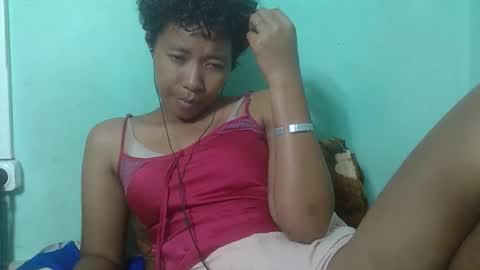 noellah online show from December 2025 07:53:02 PM