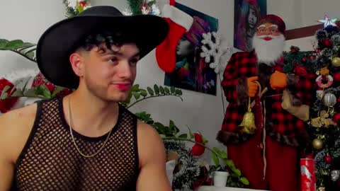 Snapshot of noha_miler chatting on December 2024 12:53:02 AM kevin online show from December 2024 12:53:02 AM