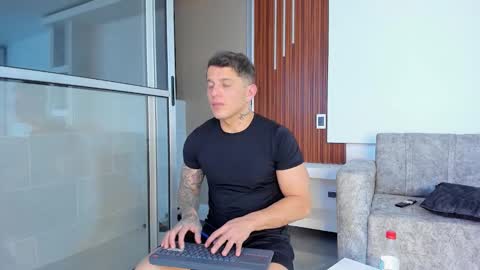 nohabennett7 online show from March 2026 01:49:03 AM