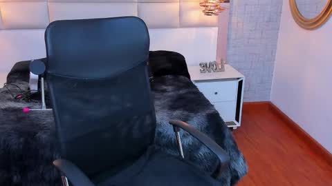  Nohemi   online show from February 2026 07:42:02 PM