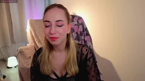 Isabelle online show from April 2026 10:47:01 PM