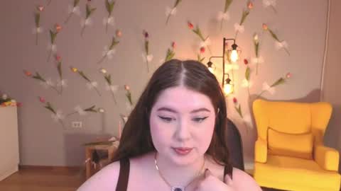 Snapshot of noirwhisper chatting on July 2026 03:24:02 AM noirwhisper online show from July 2026 03:24:02 AM