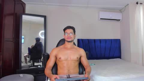 Im Nolan  online show from March 2026 08:37:01 PM