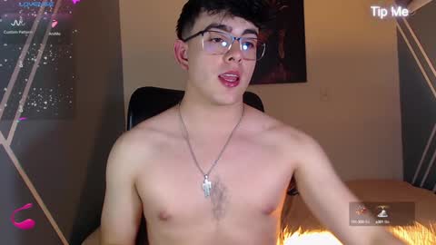 Nolan  online show from December 2024 08:42:01 PM