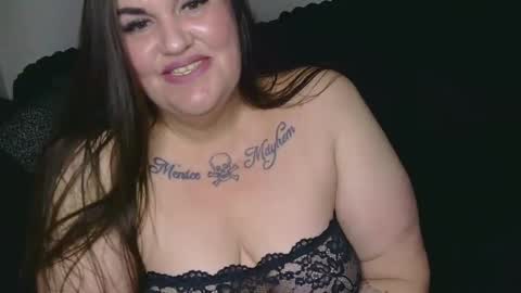 Nola Strange online show from September 2025 09:45:02 AM