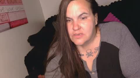 Nola Strange online show from October 2025 10:22:02 AM