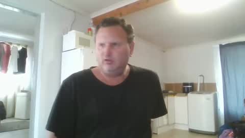 Snapshot of nollie244 chatting on October 2025 10:05:02 AM Nollie online show from October 2025 10:05:02 AM