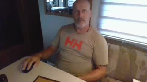 Snapshot of nomadfreedom chatting on December 2024 01:42:02 PM nomadfreedom online show from December 2024 01:42:02 PM