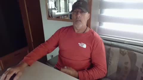 Snapshot of nomadfreedom chatting on December 2024 06:39:02 PM nomadfreedom online show from December 2024 06:39:02 PM