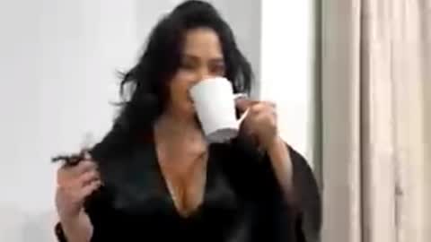 Ariana online show from April 2026 06:39:01 PM