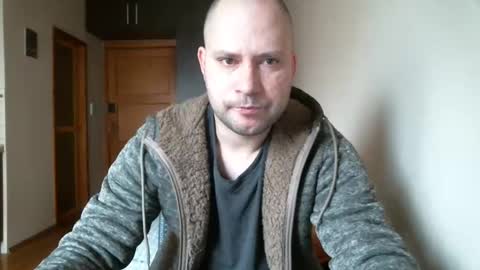 norbertopl87 online show from December 2024 09:11:02 AM