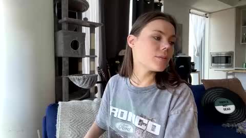 Snapshot of nordicbelle chatting on May 2026 02:33:02 PM Nordic Belle online show from May 2026 02:33:02 PM