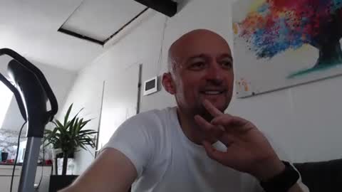 nordicrunner76 online show from May 2026 11:06:01 AM