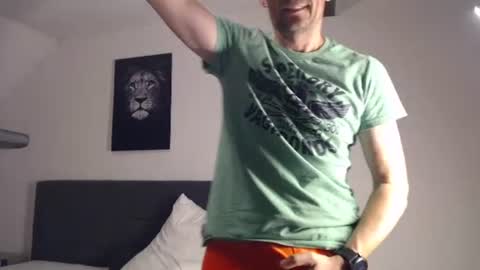 nordicrunner76 online show from July 2026 08:33:01 PM