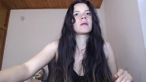 noreen_ online show from May 2026 12:00:01 PM