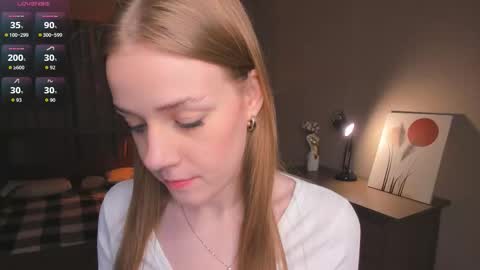 Snapshot of normaemans chatting on October 2025 07:16:02 PM Beatrice online show from October 2025 07:16:02 PM