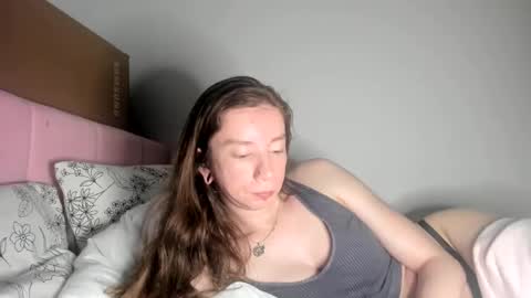 Emily snow online show from March 2025 01:42:02 AM