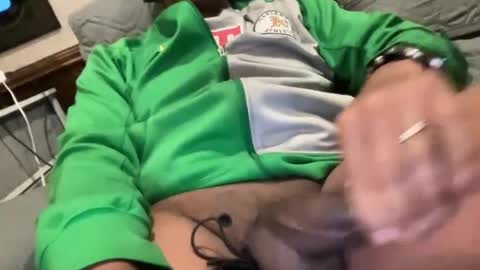 Snapshot of nostringfun chatting on December 2024 03:19:02 PM nostringfun online show from December 2024 03:19:02 PM