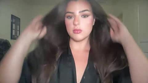 nellyxoxo online show from March 2026 10:49:01 PM