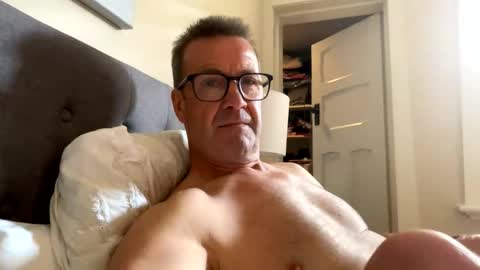 Nottsaust online show from October 2025 12:21:02 AM