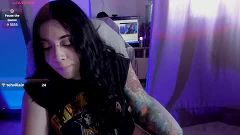  s online show from October 2025 08:09:02 PM