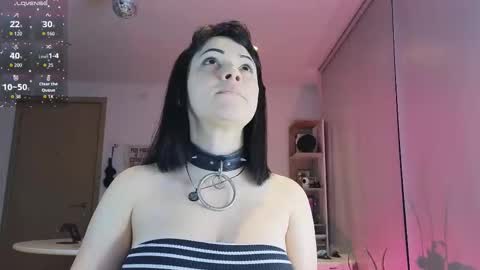 Snapshot of novafet chatting on December 2025 11:45:01 PM nova online show from December 2025 11:45:01 PM