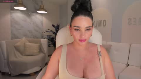 Nova online show from December 2025 08:59:02 PM